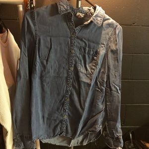 SUPER CUTE DENIM BUTTON UP